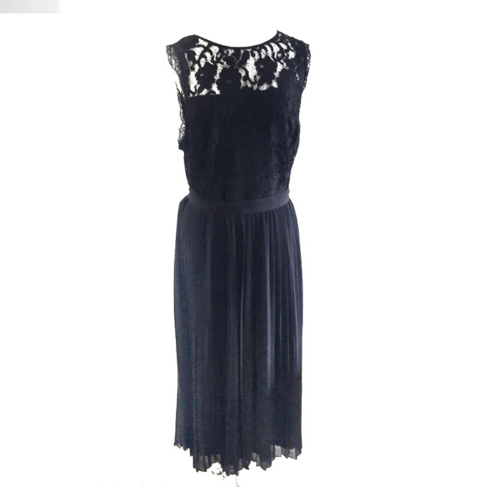 WH/BM Black Lace Top Pleated bottom dress 18W